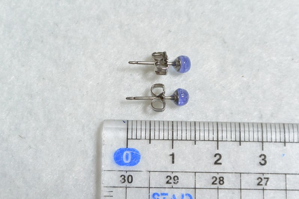（1分）坦桑石耳釘（4毫米·鈦柱） 第5張的照片