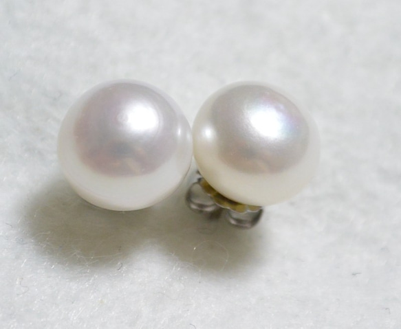 淡水珍珠單粒穿孔（特大號10mm，鈦制柱） 第1張的照片