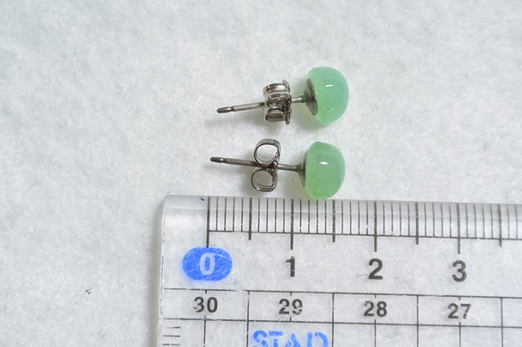 （一分）Chrysopreze的耳釘（7毫米Trilliant鈦柱） 第5張的照片