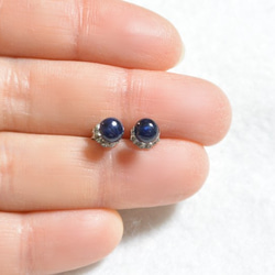 （一分）非洲藍色藍寶石耳釘（5毫米，鈦柱） 第4張的照片