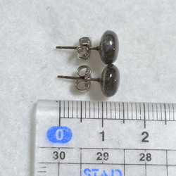 拉長石耳環 8mm(鈦製止滑墊) 第5張的照片