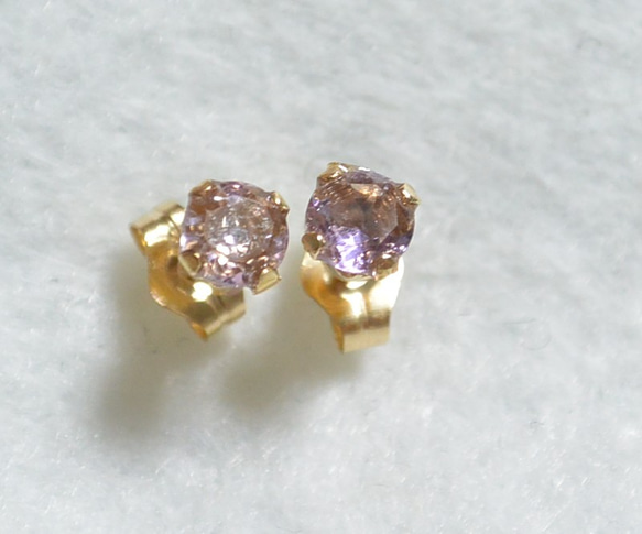 [新]粉紅紫水晶圓面14kgf耳環（4毫米） 第3張的照片