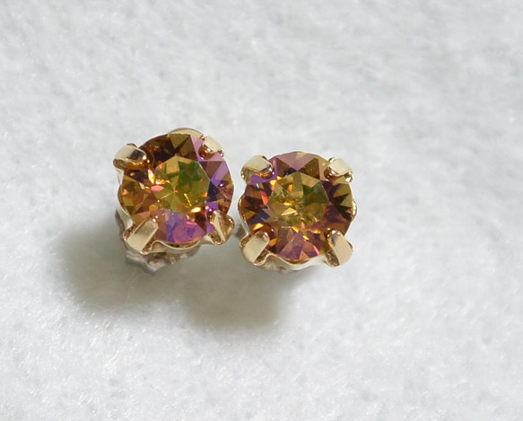 施華洛世奇稀有彩色Chaton耳環（6毫米，淺科羅拉多黃玉發光綠色） 第3張的照片