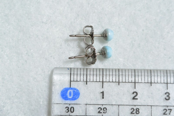 （1個）小Larimar耳釘（4毫米鈦金屬柱） 第5張的照片