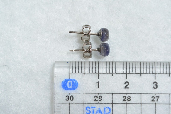 （單點插座）Iolite耳釘（5毫米鈦金屬柱） 第5張的照片