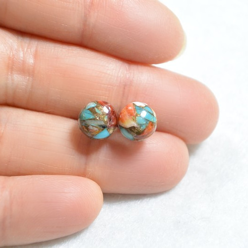 1点もの）オイスターカッパーターコイズのスタッドピアス（8mm・チタン 
