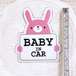 車用ステッカー　シールタイプ　 baby in car 「うさぎ」 ベビーインカー 2枚目の画像