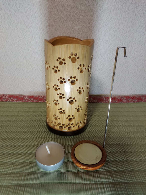 竹製キャンドルホルダー　肉球　-2 4枚目の画像