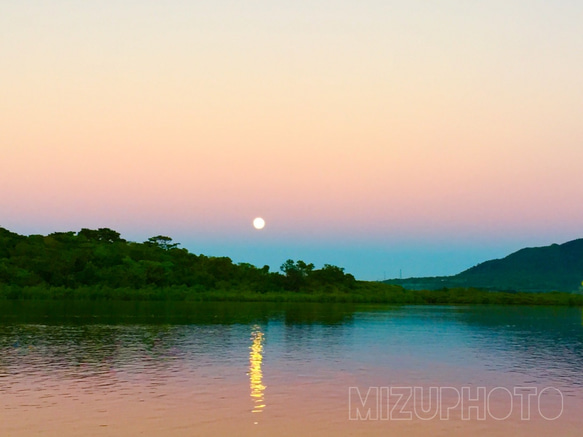 Full moon power 〜沖縄の風景をあなたのお部屋に〜 1枚目の画像