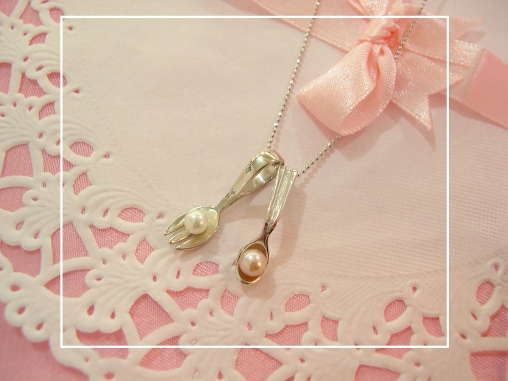 淡水真珠幸せの銀のスプーン＆フォークペンダント