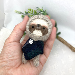 0_a0a968baea3e9a7eb0e51dc3bb9c