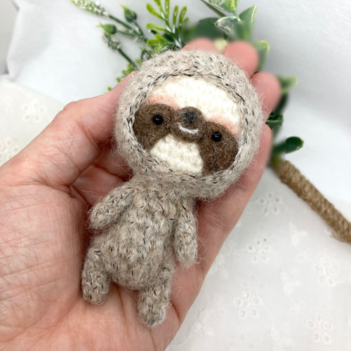 ナマケモノ あみぐるみ ハンド ジェル ホルダー ナマケモノ あみぐるみ