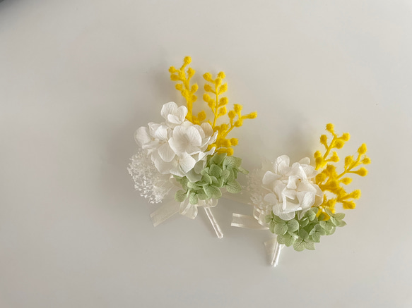 ミモザとプリザーブドフラワーのコサージュ 5枚目の画像