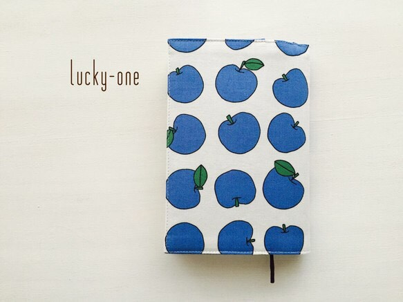 青リンゴ柄ブックカバー(再販) ブックカバー lucky-one 通販 青リンゴ柄ブックカバー(再販) ブックカバー lucky-one 通販
