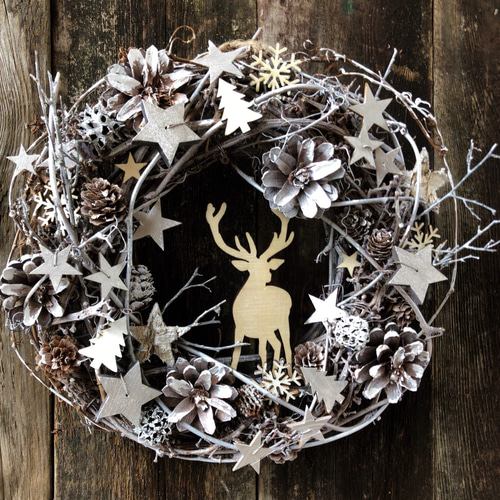 冬支度〜枝の動きを加えたアンティークなクリスマスリース○ドライフラワーリース 冬支度〜枝の動きを加えたアンティークなクリスマスリース○ドライフラワー