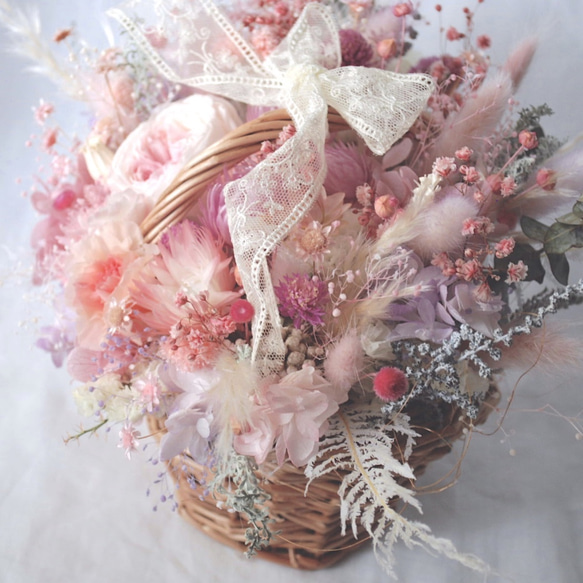 Sweet pinky flower basket／　甘いピンクのフラワーバスケット 3枚目の画像