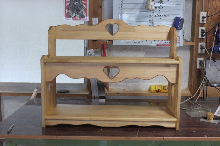 なんでもつくる家具屋【商品名】肉球ベンチ