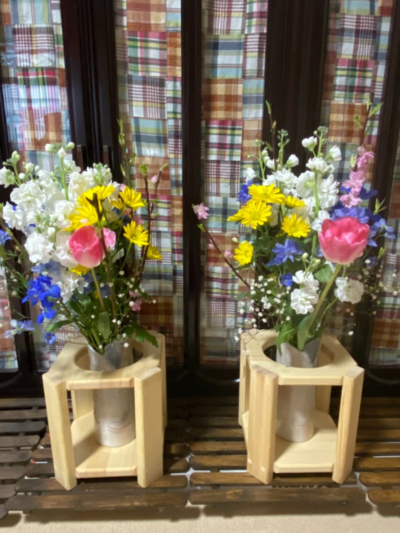 大人気・地震で倒れません。仏壇用　花瓶立て　倒れて困ってる方おりませんか？　どんなサイズでも作成させて頂きます。 ＃食器棚 ＃カップボード ＃テレビ台 ＃TVボード ＃テレビキャビネット ＃タンス ＃本棚 ＃調味料ラック ＃絵本棚 ＃ガーデニング