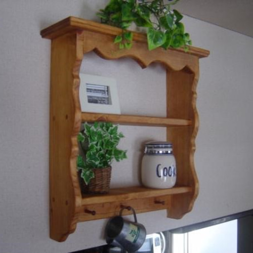 大人気・オーダー家具の店カントリーシェルフ3段ペグ付き 壁掛けラック