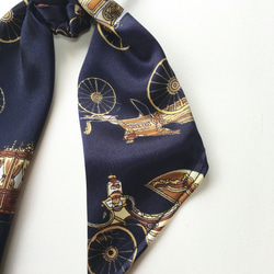 とろみが上品なスカーフのヘアゴム ツイリー サテン地 3枚目の画像