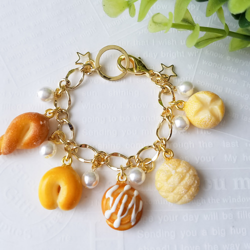 大人可愛い 5つ子パンのバックチャーム バッグチャーム miel 通販 