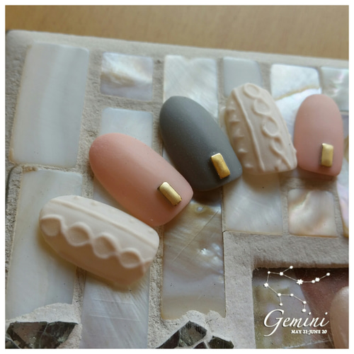 【No.040】ネイルチップ♡グレーネイル♡ニットネイル♡マットコート No.040】ネイルチップ♡グレーネイル♡ニットネイル♡マットコート No