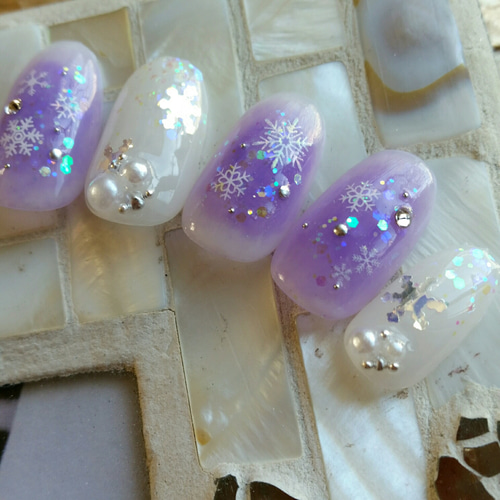 紫チークの雪の結晶ネイル♡サイズオーダー ネイルチップ（つけ爪 