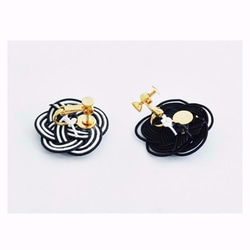 リボンと花のピアス -Silver×Lemon Gold-　■イヤリング可■ 3枚目の画像