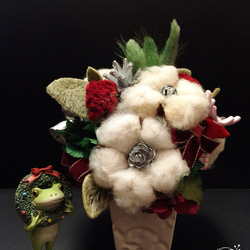 綿の実とケイトウのふわふわクリスマス 1枚目の画像