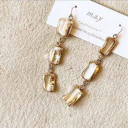 14kgf*ゴールドフレーム/マザーオブパール揺れるピアス* ピアス