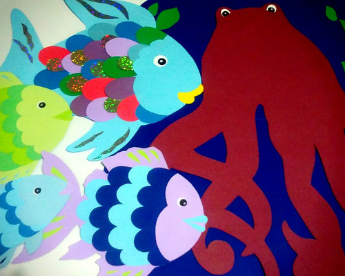 タイムセール　アンパンマン　にじいろのさかな エプロン 保育 タイムセール アンパンマン にじいろのさかな エプロン 保育