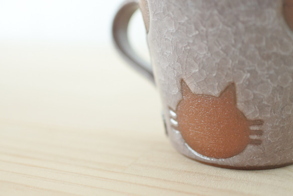 マグカップ（小豆）ねこ水玉【受注制作】 4枚目の画像