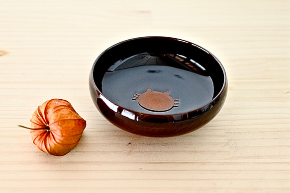 丸小鉢（茶）ねこ水玉【在庫有】 5枚目の画像