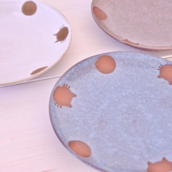 ねこ水玉　大皿　ワンプレート（小豆）受注制作 3枚目の画像