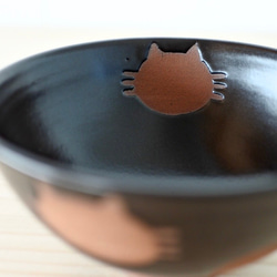 お茶碗中サイズ（黒）ねこ水玉【在庫有】 2枚目の画像
