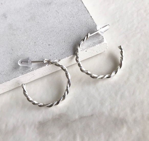 SILVER925 TWIST HOOP EARRINGS/シルバー/ピアス silver925 twist hoop フープピアス ピアス（フープ） f