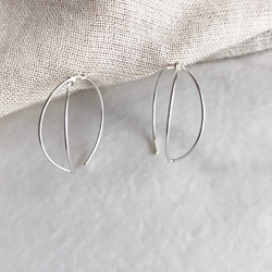 silver filled  leaf hoop フープピアス 1枚目の画像