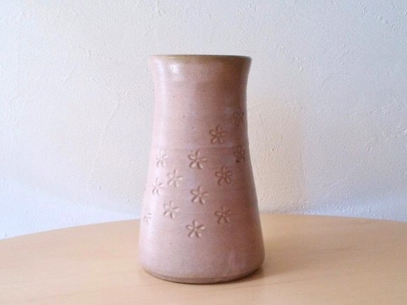 桃色の花器（印花）