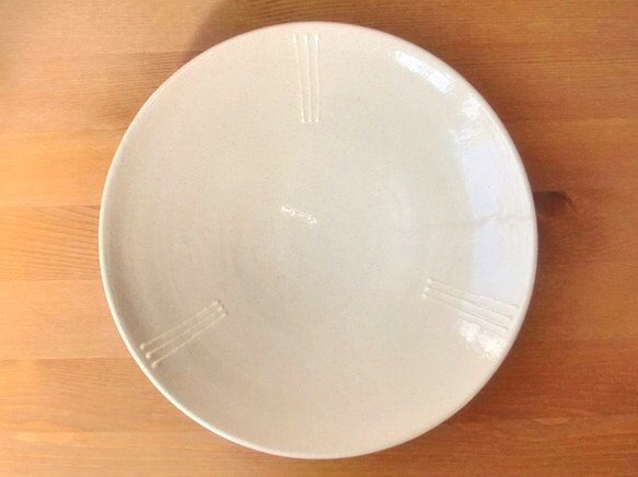 大きめパスタ皿（イッチン） 1枚目の画像