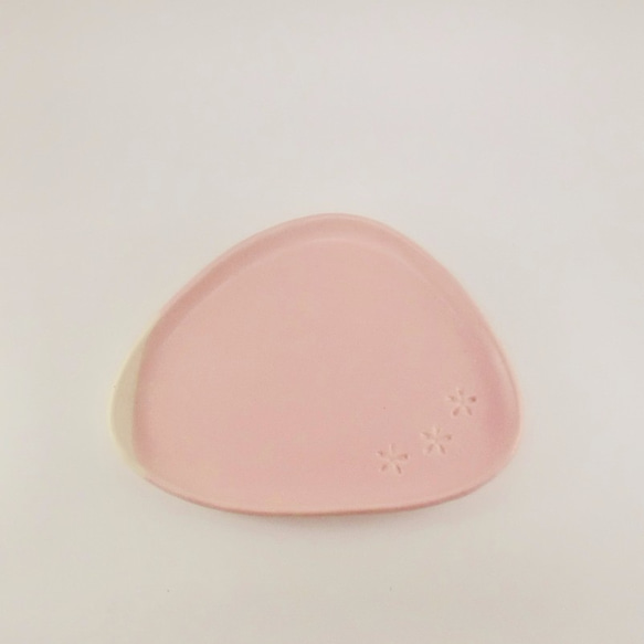 小花のケーキ皿（桜色） 1枚目の画像