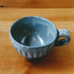 グレーのコーヒーカップ 2枚目の画像
