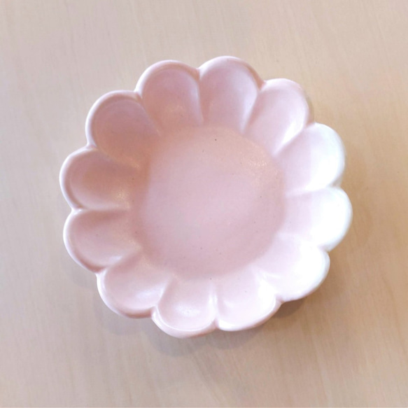 花形の取り皿（桜色） 1枚目の画像