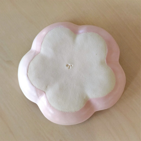 花形の皿（桜色） 3枚目の画像