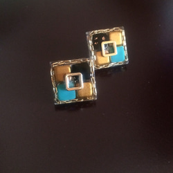 【UN!CO】ethnic color tile pierce ※訳あり品 2枚目の画像