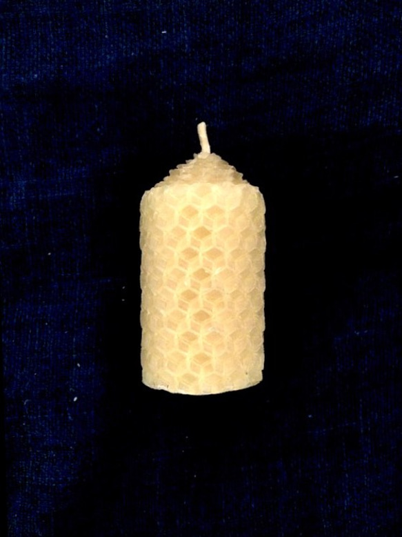 シンプルな蜜蝋キャンドル〈クレヨン型〉 1枚目の画像