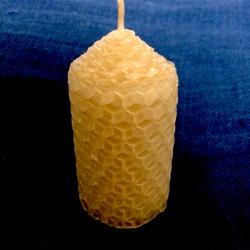 シンプルな蜜蝋キャンドル〈クレヨン型〉 2枚目の画像