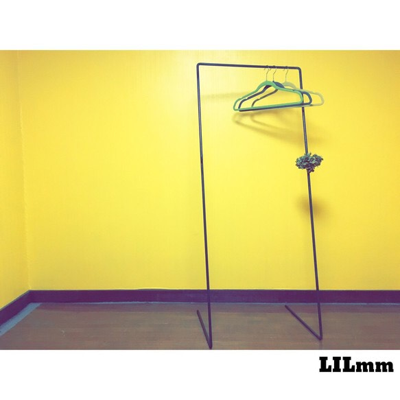 hanger rack / LILmm made 1枚目の画像