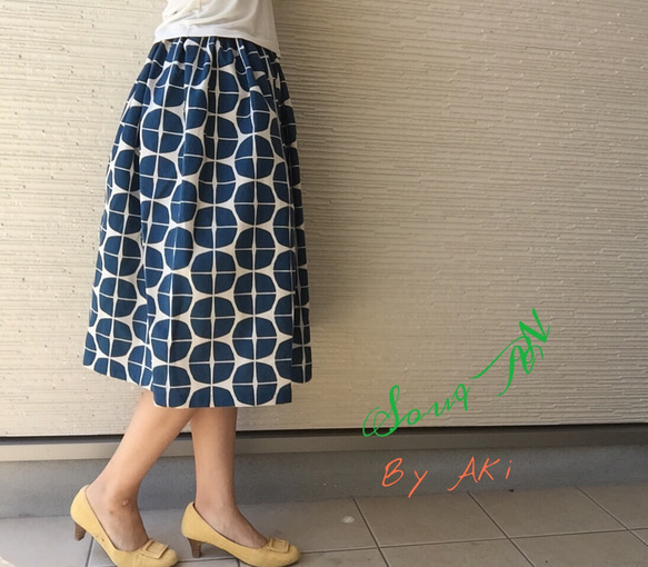 遊びシックBy A＊北欧調のブルー大きなマルモチーフ スカート選べるサイズ受注生産 By Aki 2 2枚目の画像