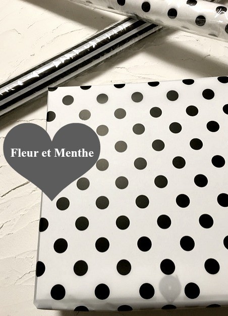 華のある時を刻む花時計＊ 在庫限りラスト‼︎ プリザーブドフラワーギフト