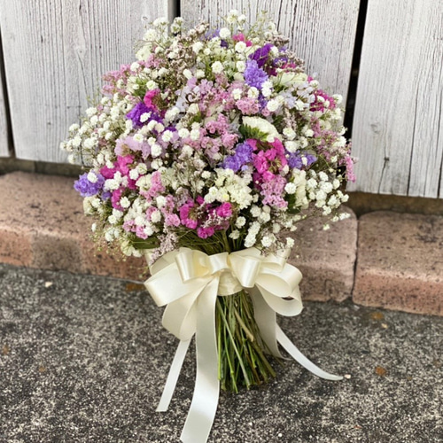 スターチス&かすみ草ドライフラワークラッチブーケ(ヘッド スターチス&かすみ草ドライフラワークラッチブーケ(ヘッド